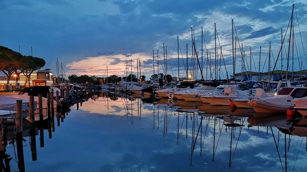 Apartment Stay In A Comfy Flat Near The Beach - Beahost Porto Santa Margherita di Caorle