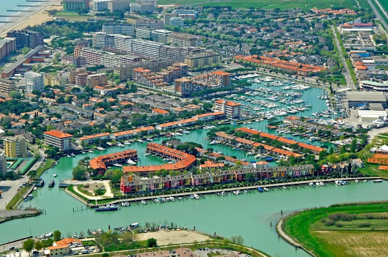 Stay In A Comfy Flat Near The Beach - Beahost Porto Santa Margherita di Caorle